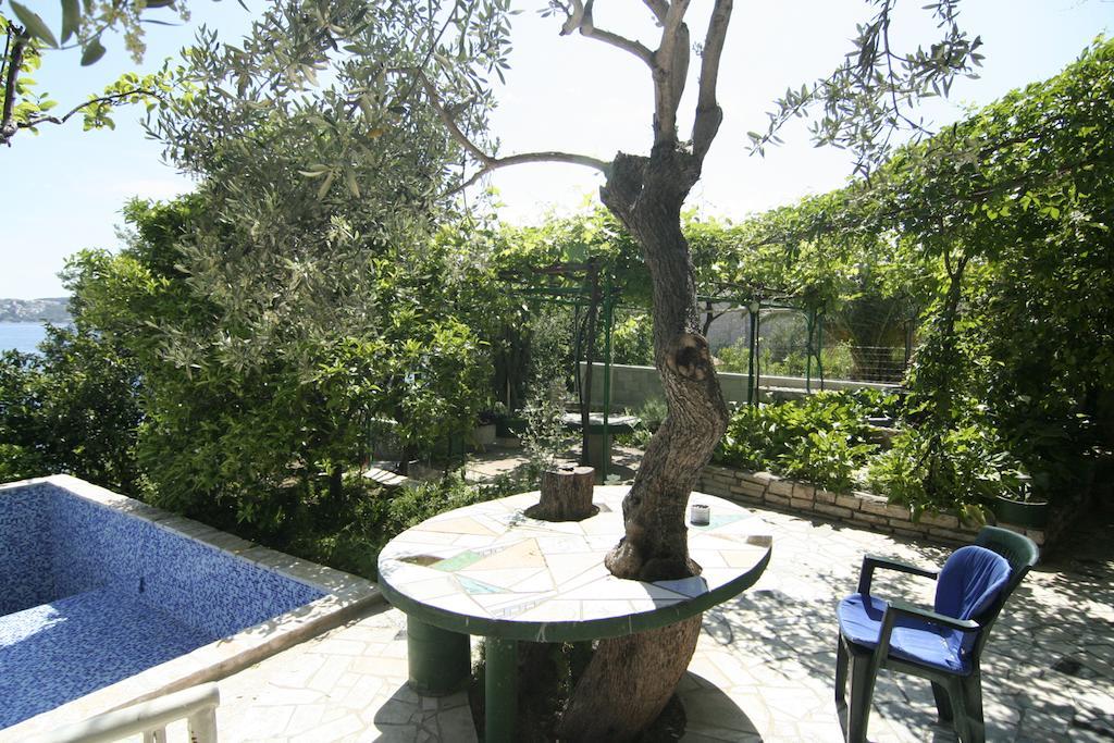 Apartments Marta Trogir Luaran gambar