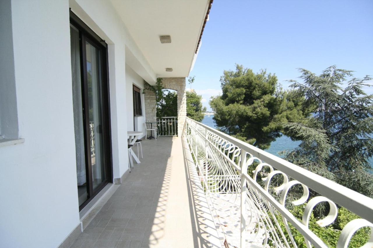 Apartments Marta Trogir Luaran gambar